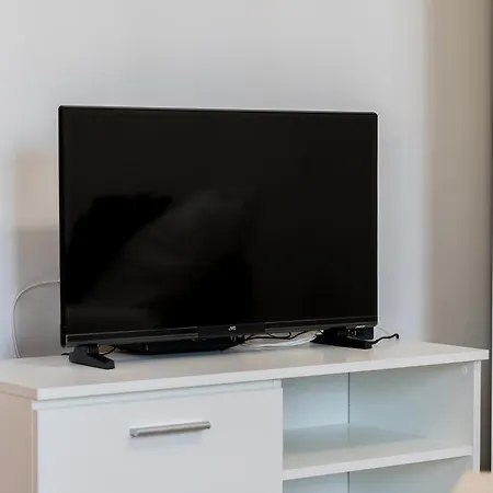 Lakeside Nature Escape By Bookinghost * ポズナン