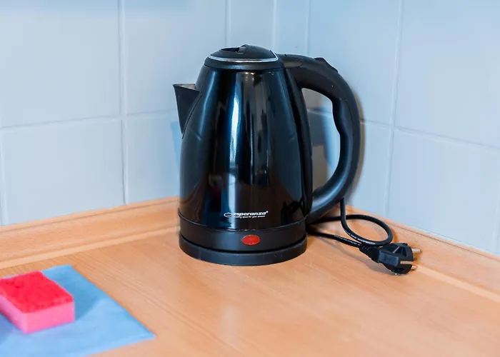 Lakeside Nature Escape By Bookinghost Apartment *